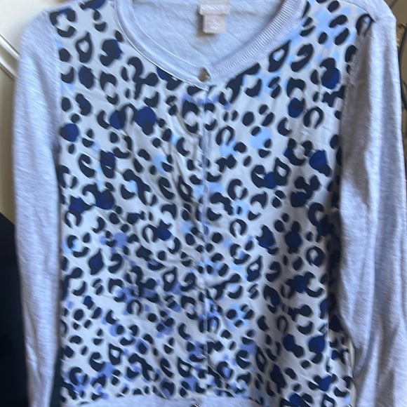 Chicos Lite Weight Cardigan. Silver Button Front . Size 0. EUC - Picture 1 of 7